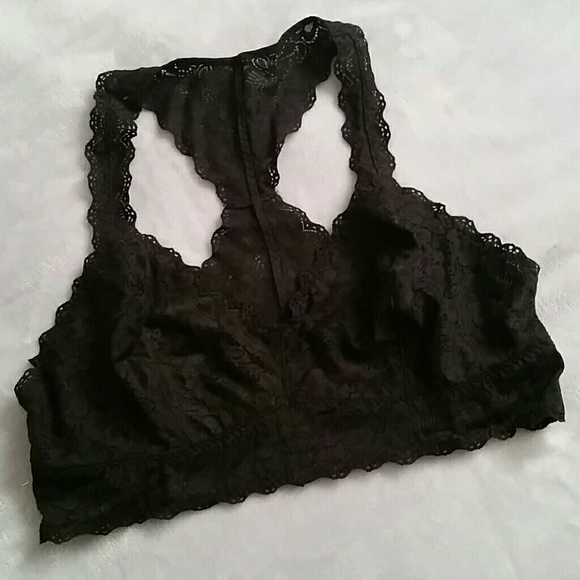 Black Lace Bralette - Picture 2 of 3
